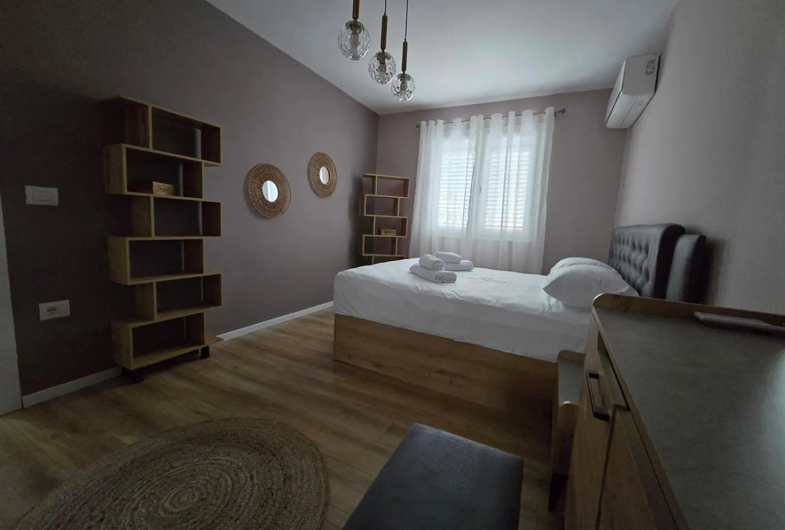 Charming Escape Tirana 아파트